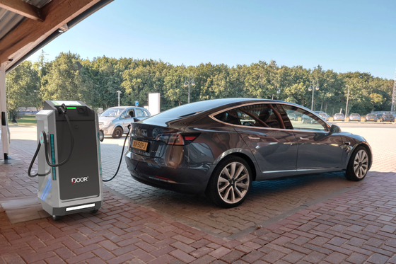 Mua Bộ sạc EV di động MCP–C 80kW Tương thích CCS2 Pin tích hợp Giao diện sạc Điều khiển OCPP thông minh CCS1 online manufacture